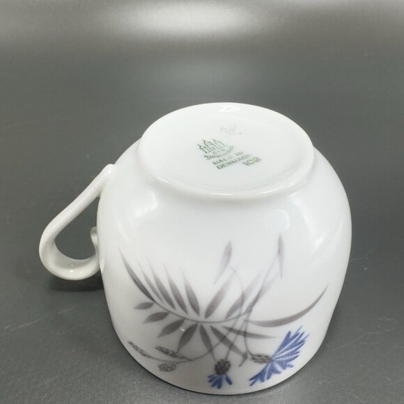 Bing & Grondahl Denmark Kjoebenhavn Porcelain Small Teacup And Saucer Set VTG - Picture 9 of 14